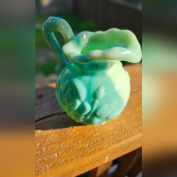 Vintage 1970s Avon Aqua Swirl Floral Rose Decanter Pitcher 4.5 Inch Tall EUC - Picture 8 of 16